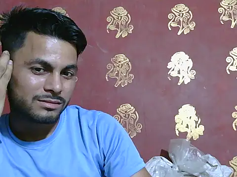 Stubborndesiboy élő XXX-chatje