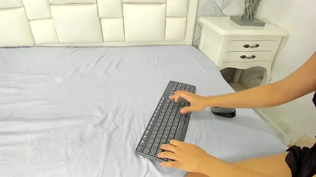 naia_cox live XXX chat