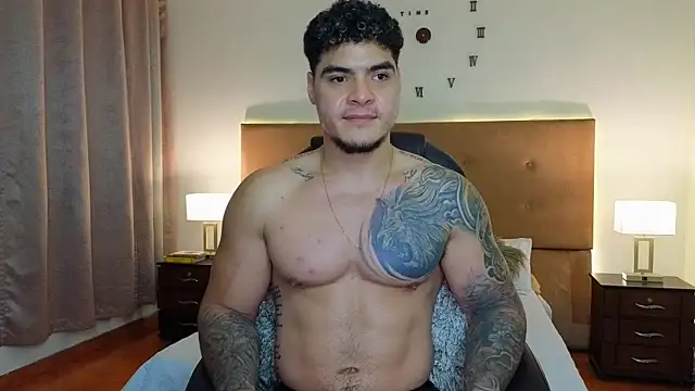 Chat +18 de Steven_Velez ao vivo