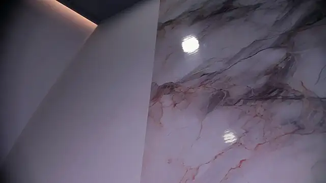 Calyselen's Live XXX Chat