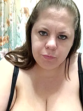 Chat +18 de Ginabig ao vivo