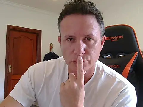 TroyDieselXXX 웹캠 쇼