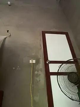 meganmeo: απευθείας συνομιλία ΧΧΧ