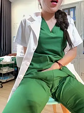 secretly_masturbating 网络视讯表演