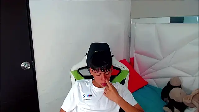 Liarr_'s Live XXX Chat