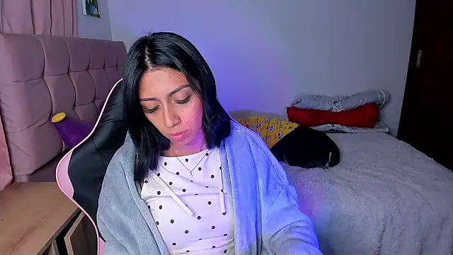 Bellacatx's Live XXX Chat