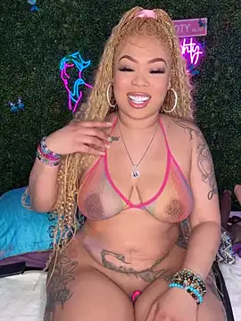 RenaThickAss' Webcam Show