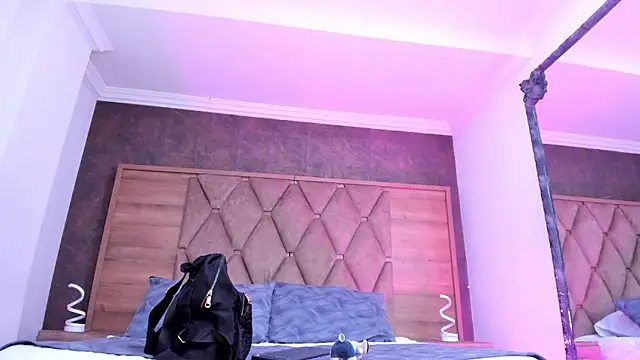 AnaiaClarck – Naživo XXX chat