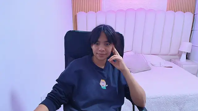 laureentt_ Chat XXX in diretta