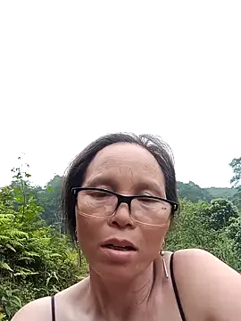 Tina6886 webcam show