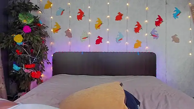 Sembang XXX Secara Langsung Milana_Crystal_