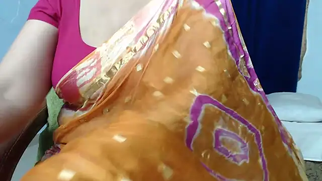 sunitha-3 élő XXX-chatje