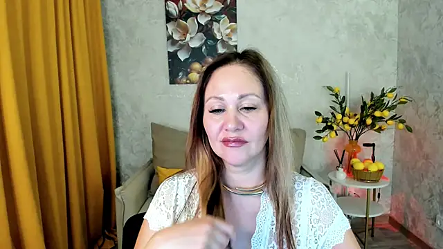 MilaUrban: απευθείας συνομιλία ΧΧΧ