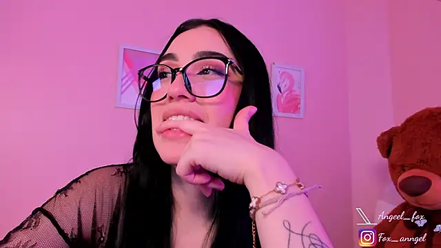 Chatroom XXX en direct de angeel_fox