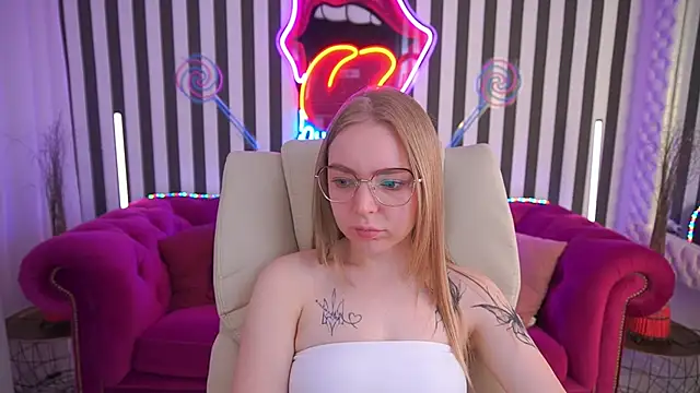 Chatroom XXX en direct de EmilySunshineS