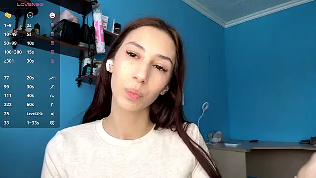 RuthieVien webcam show