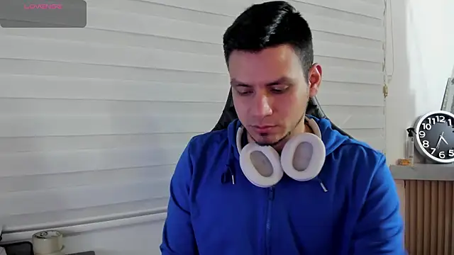 Rick_Adams Live XXX-chat