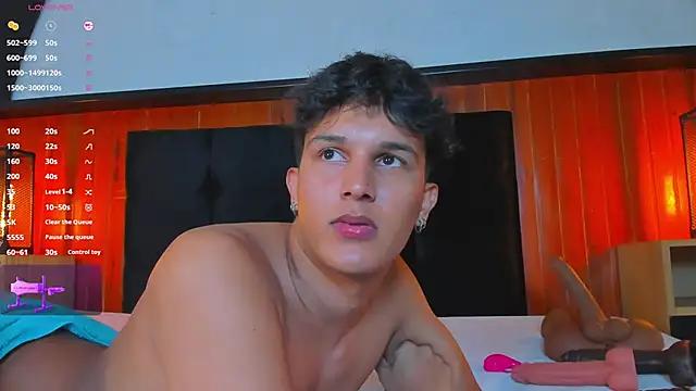 Leo_Savage_ 网络视讯表演