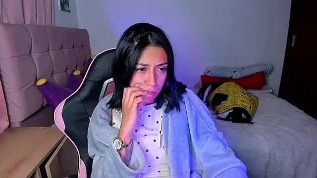 Bellacatx's Live XXX Chat