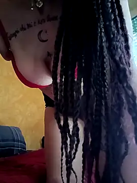 LunaVera's Webcam Show