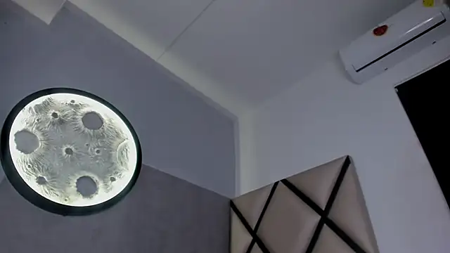 venus-03 Webcam-Show