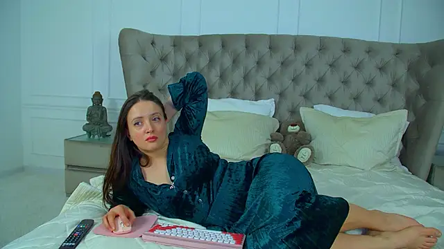 ElinaBellucci – Live XXX-chat