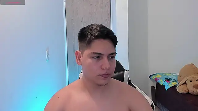 عرض كام Asta_YunoXXX