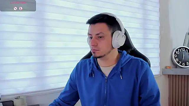 Rick_Adams Show in webcam