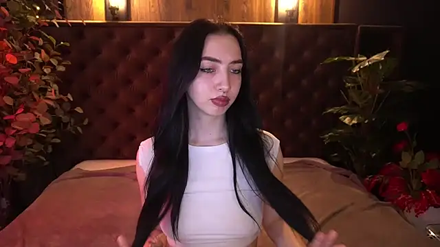 WildKittenX_ 网络视讯表演