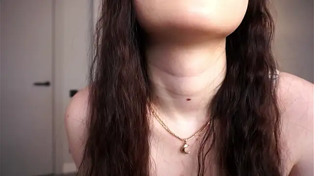 Chat +18 de SaraSwartz ao vivo