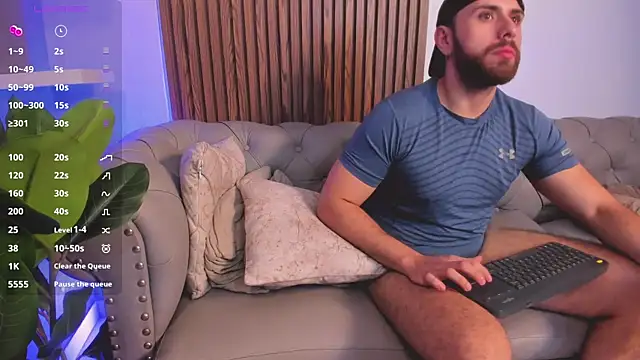 Maximo_Wolff Adlı Modelin Canlı XXX Sohbeti