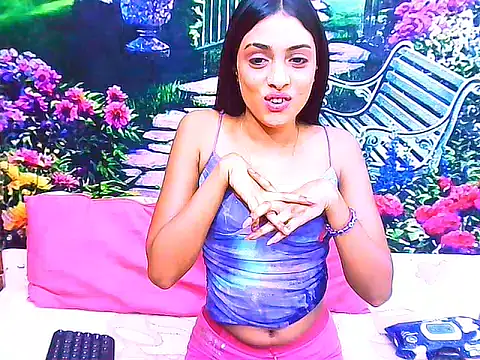 IndianPretty14u2Luv: онлайн-секс-чат