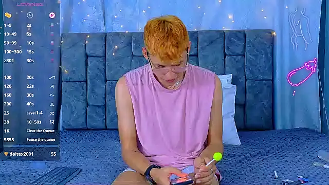 NicolasTorrez Adlı Modelin Canlı XXX Sohbeti