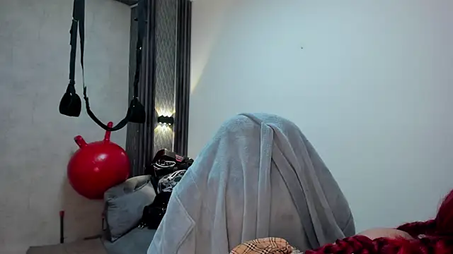 selene_red_'s Live XXX Chat