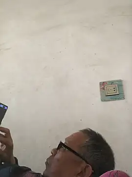 yaocaobi8 Show Webcam