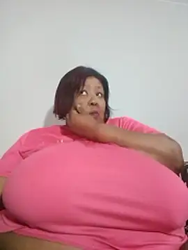 nancy111のライブXXXチャット