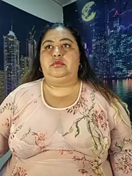 curvy_diva_'s Live XXX Chat