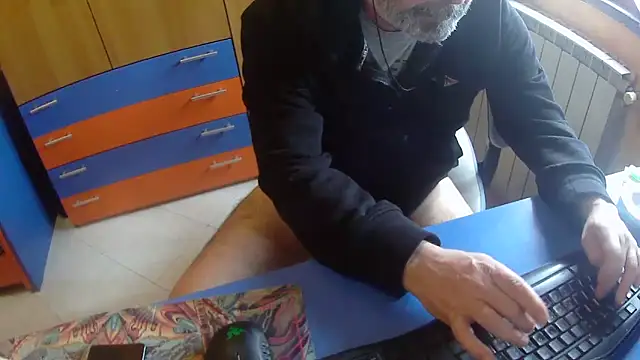 عرض كام Tango128