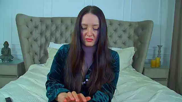 ElinaBellucci – Live XXX-chat