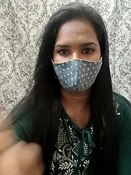 Tamil_Charu_ Adlı Modelin Canlı XXX Sohbeti