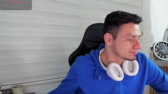 Rick_AdamsのライブXXXチャット