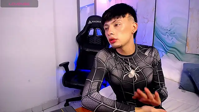 Steev_Novoa Pertunjukan Webcam