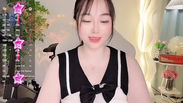 Liz-nn 即時 XXX 聊天