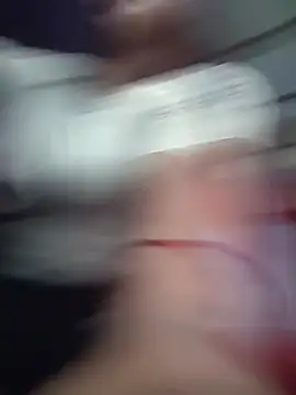 Chat +18 de aarti03fb ao vivo