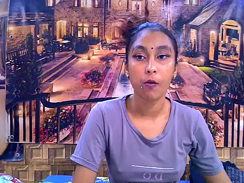 Chat XXX en directo de IndianSexyButt