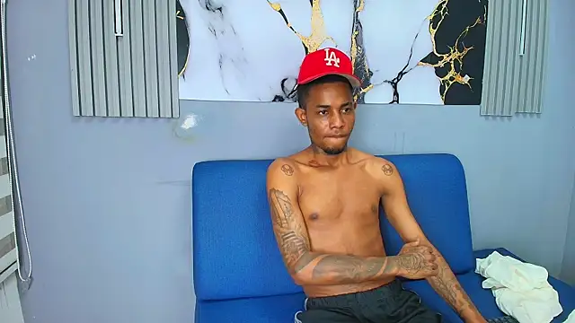 ARLO_MORRIS webcam show