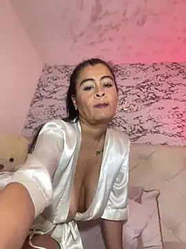 Lili__taylor: απευθείας συνομιλία ΧΧΧ