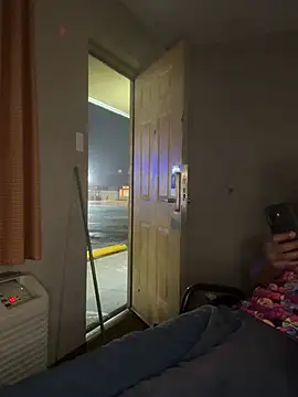 Stressreliever82: онлайн-секс-чат