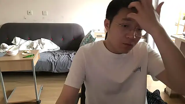 wang930115 即時 XXX 聊天