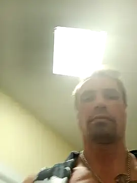 XXX chat uživo modela Wargunex